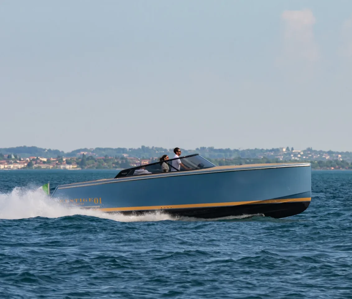 Navigazione Barca Lago Di Garda Prestige Boat