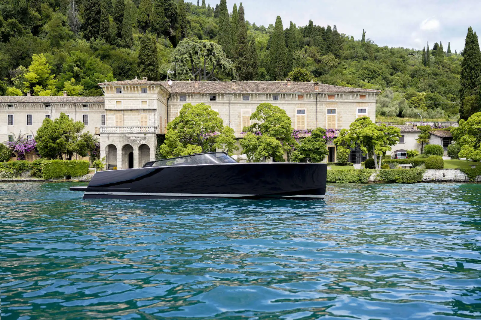 VanDutch 40 Martinengo